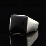 Кольцо, серебро, натуральный камень, Оникс, 8.85 г, проба 875, размер 22