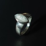 Кольцо, серебро, натуральный камень, Лунный камень, 5.57 г, проба 925, размер 18.5
